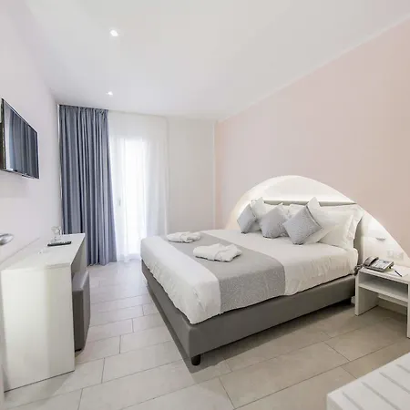 Ossuna Bay Boutique Cefalu