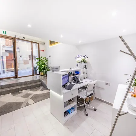 Ossuna Bay Boutique Cefalu