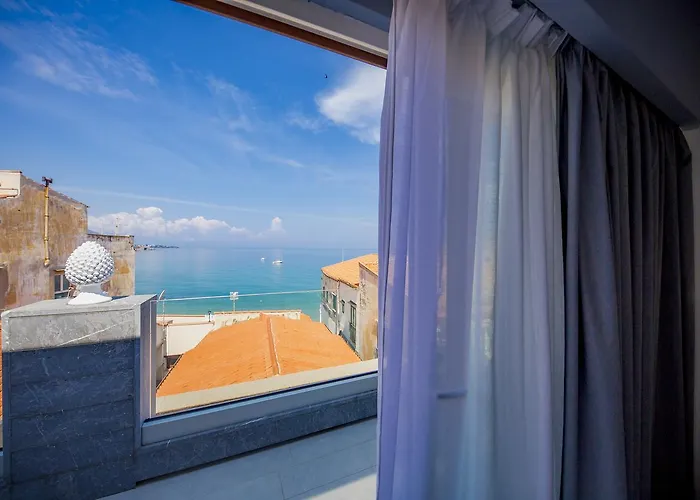 Ξενοδοχείο Ossuna Bay Boutique Cefalù