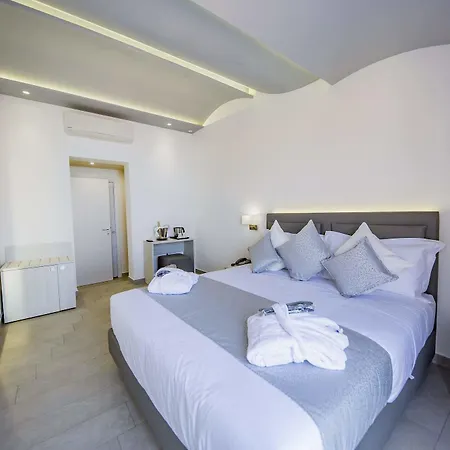 Ossuna Bay Boutique Hotell Cefalù