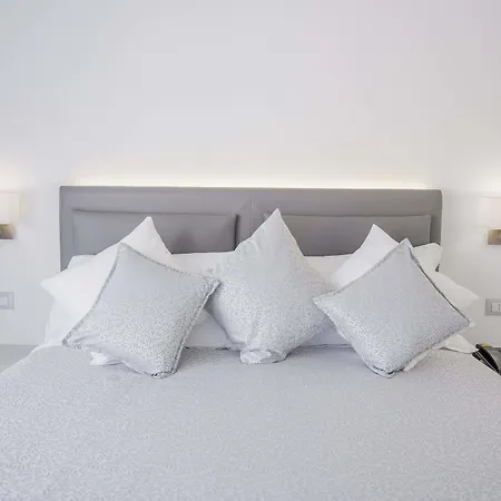Ossuna Bay Boutique Hotell 3*