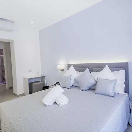 酒店 Ossuna Bay Boutique 3*