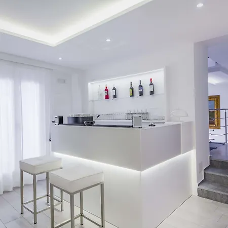 酒店 Ossuna Bay Boutique 切法卢